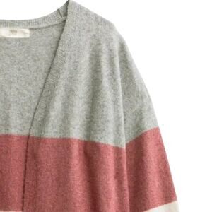 Pinque Barras Two Pocket Color Block Cardigan, Light Grey, Size Medium
